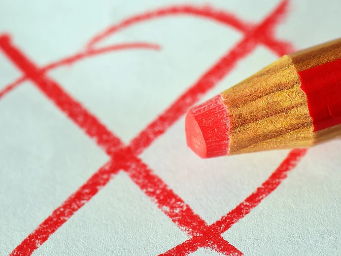 Wahlkreuz mit Stift
